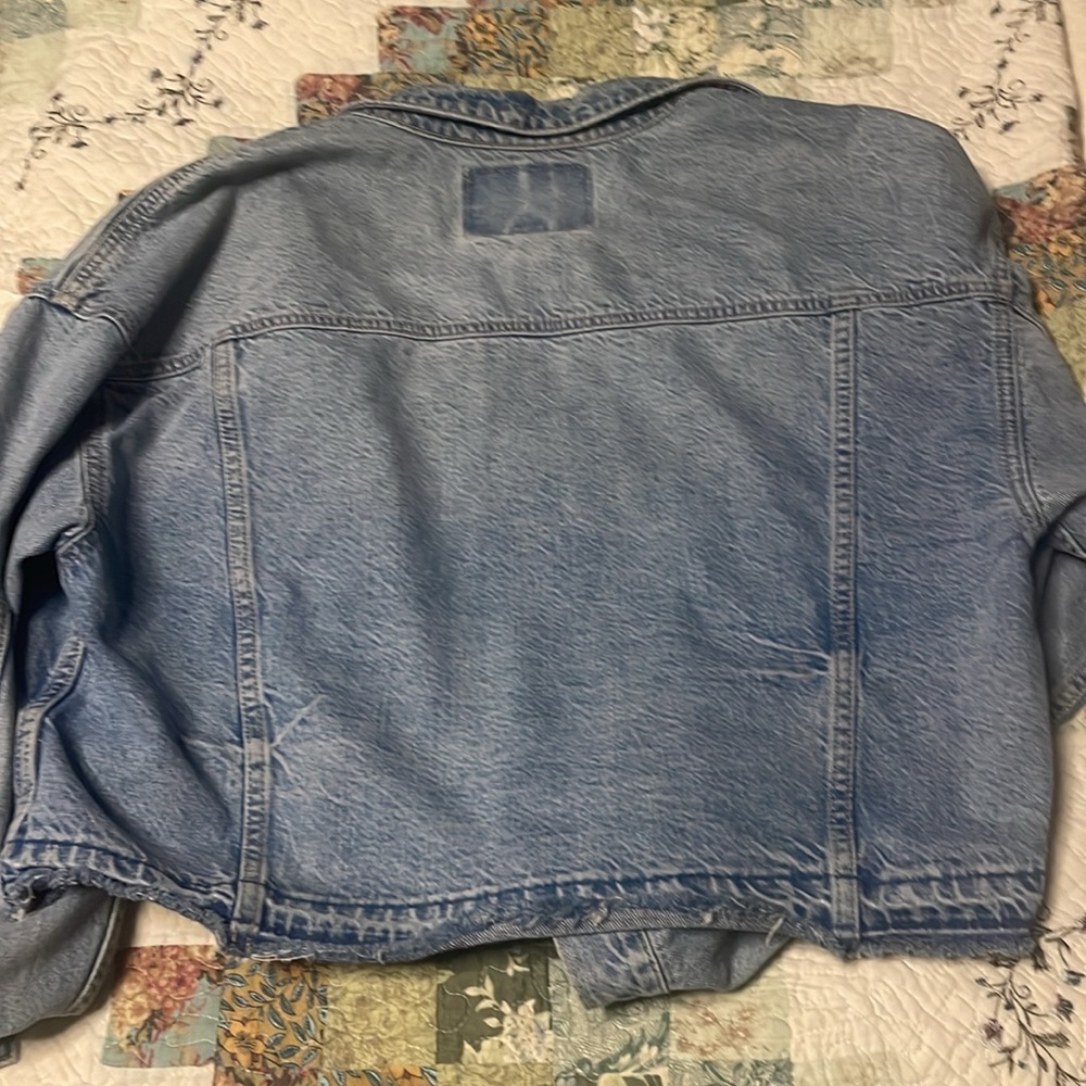 AE Jean jacket - Picture 5 of 6